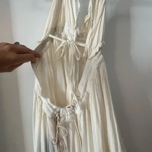 Chic Cream Mini Dress - Picture 7 of 9